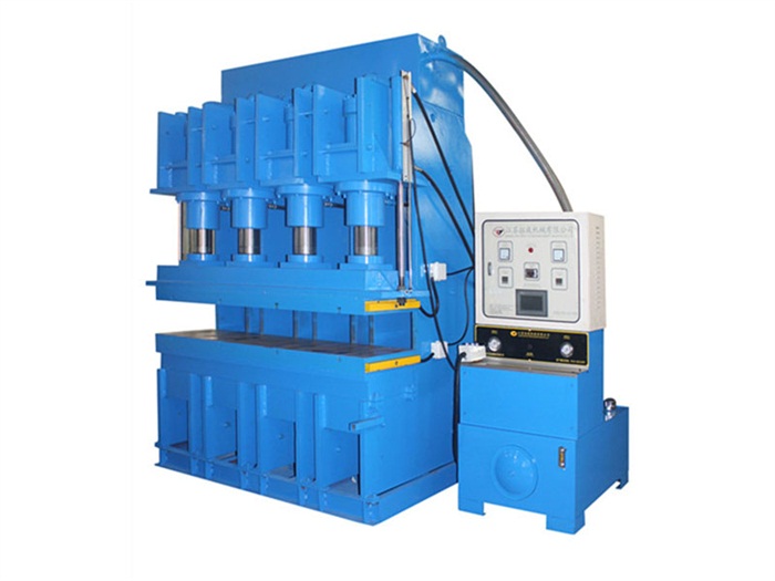 山特C1-3K 在線式UPS